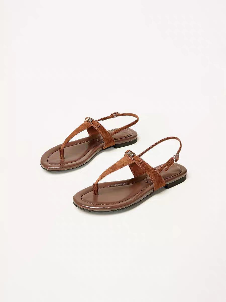 

Flat-bottomed herringbone pinch sandals women s 2025 new summer wear beach fashion vacation style toe cool slippers 40 светло-коричневого