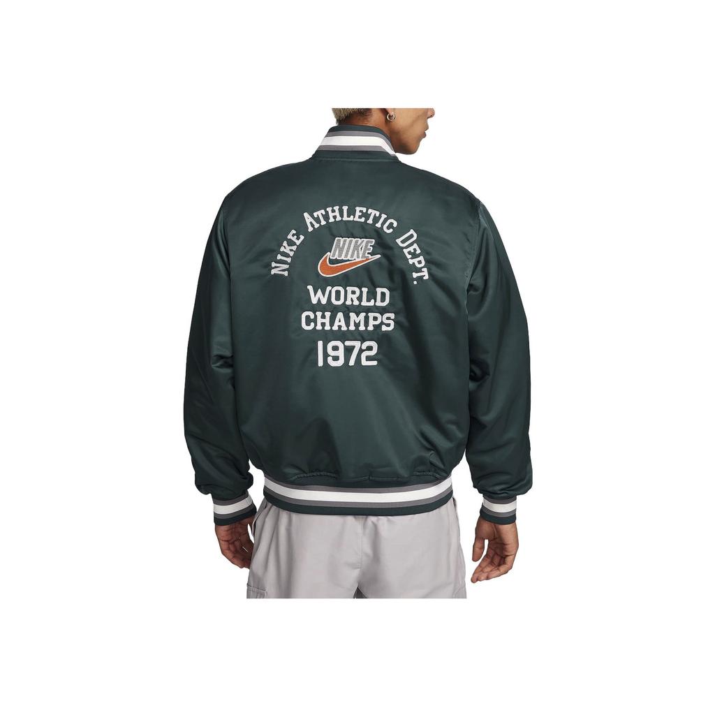 Nike Jednobarevná bunda s potiskem písmen, skrytým zapínáním na knoflíky, slim fit, s dlouhým rukávem, pánské bundy, zelená FQ7970-328