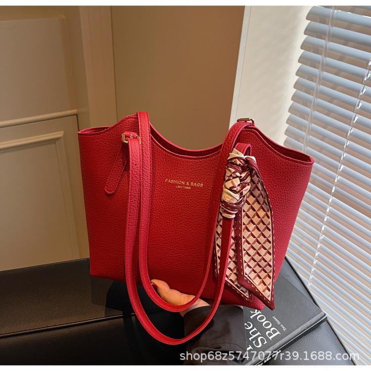 Simple Retro Bag Women's Large Capacity 2025 New Casual Spring and Summer Versatile Shoulder Bag To Work Commuter Tote Bag