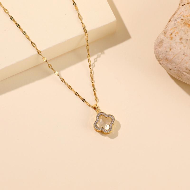 

Модное ожерелье с четырехлистным цветком для женщин, в японско-корейском стиле, со стразами, из титановой стали, подвеска-цепочка для ключиц