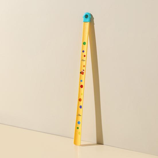 Long Handle Shoehorn Polka Dot 63cm Plastic Shoehorn Extended No Bend Shoehorn for Elderly Pregnant Women Home Use