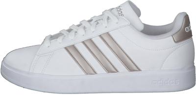 Obuwie damskie – Sneakersy