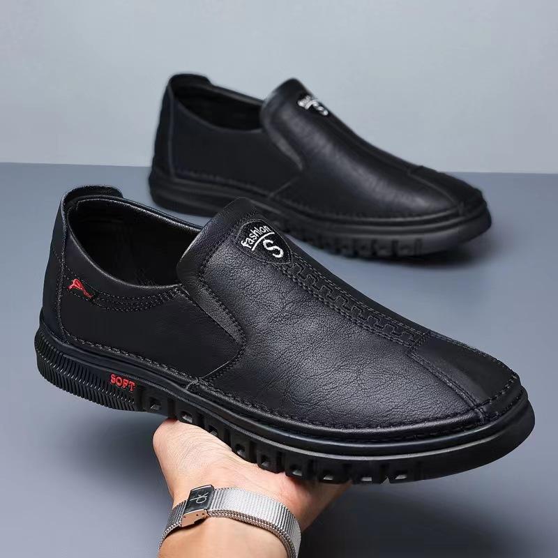 2025 New Men Leather Shoes Soft Sole Casual Shoes Comfortable Business Flats Man Lightweight Work Shoes Slip-on Driving Shoe