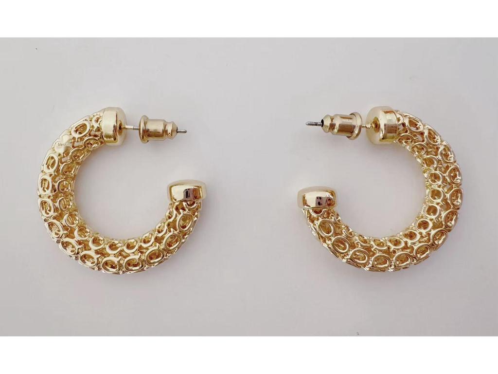 26 Orecchini a Clip Retro Semplici a Forma di Molla - Borchie a C Intrecciate Hueca Texturizzate di Nicchia