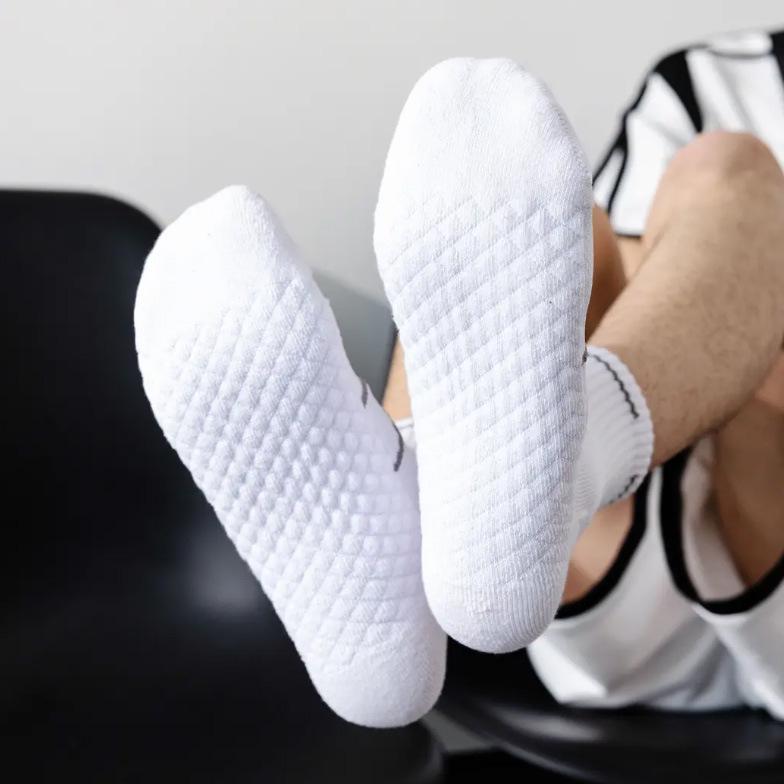 Herren Plus Size Mittellange Stoßdämpfende Laufsocken für Herbst/Winter - Ideal für Marathon, Sport und Basketball.