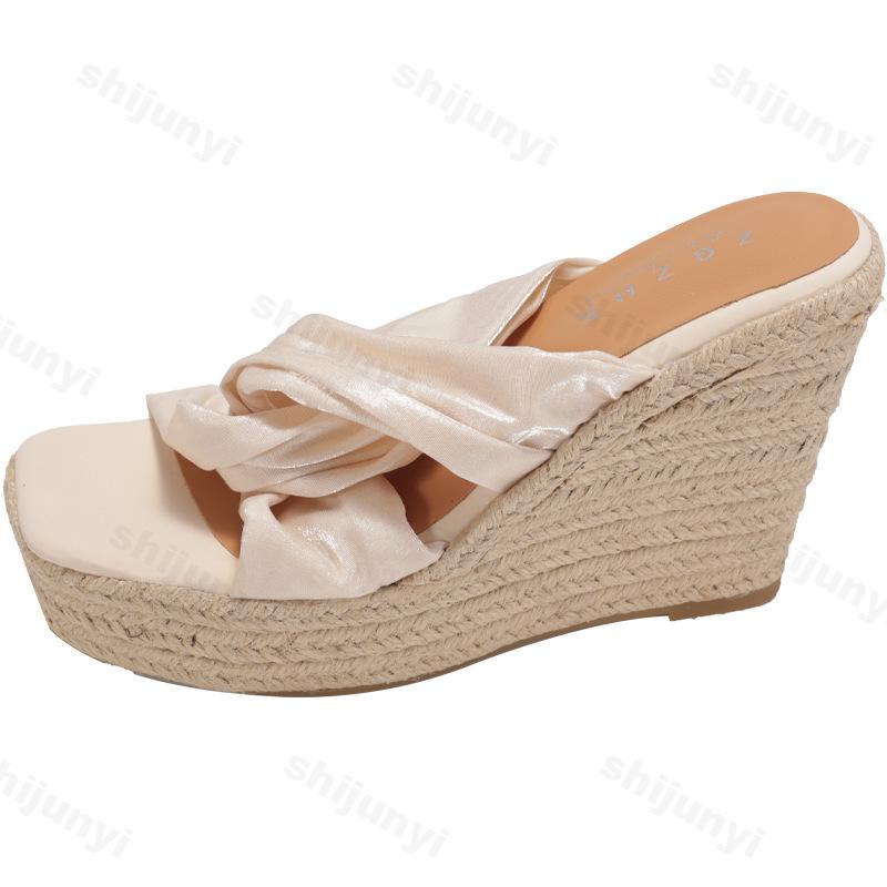 

Fashion 2025 Summer New Women Wedges Fashion Square Head Casual Cool Slippers Open Toes Breathable Comfortable Thick Soled Beach Sandals 35