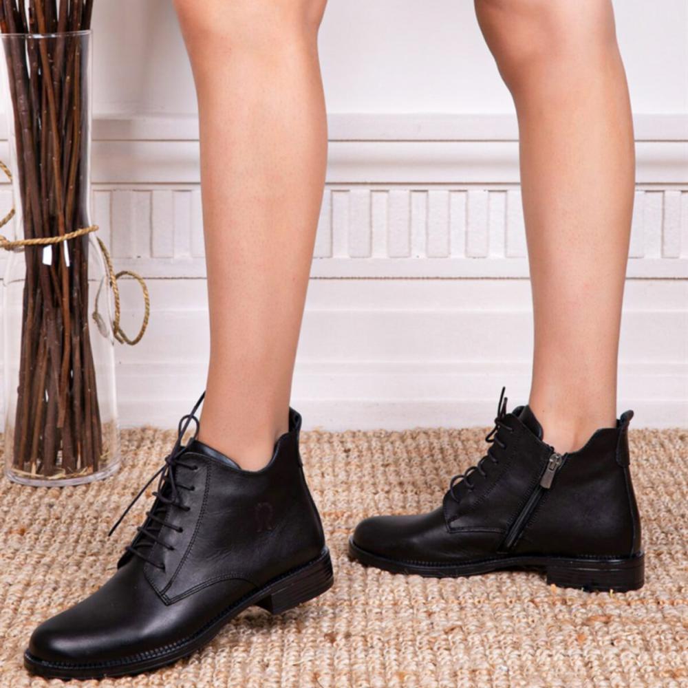 

Черные женские кожаные сапоги из натуральной кожи 38 чёрный