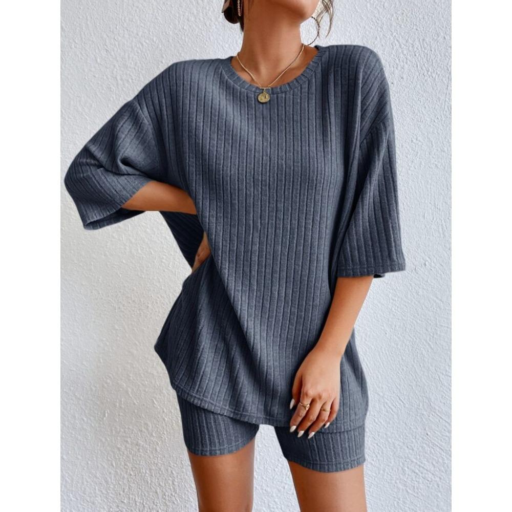 Women's Spring Solid Color Casual Outfit, Crew Neck Loose Top & Shorts Two-Piece Set