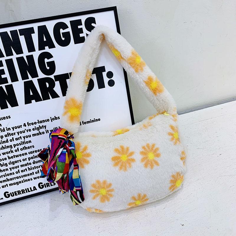 

Casual new small square 2025 bag simple women s bag plush fashion bag messenger bag flower early autumn messenger жёлтый