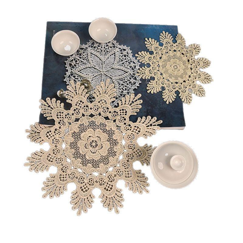 Beige Lace Floral Tablecloth & 3D Coasters Set - Heat-Resistant, Country Style Round Mats