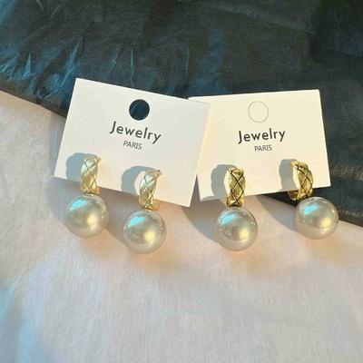 Korean Imitative Pearl Carved C Type Drop Earrings For Women Fashion Geometric Baroque Wedding Party Jewelry Gifts