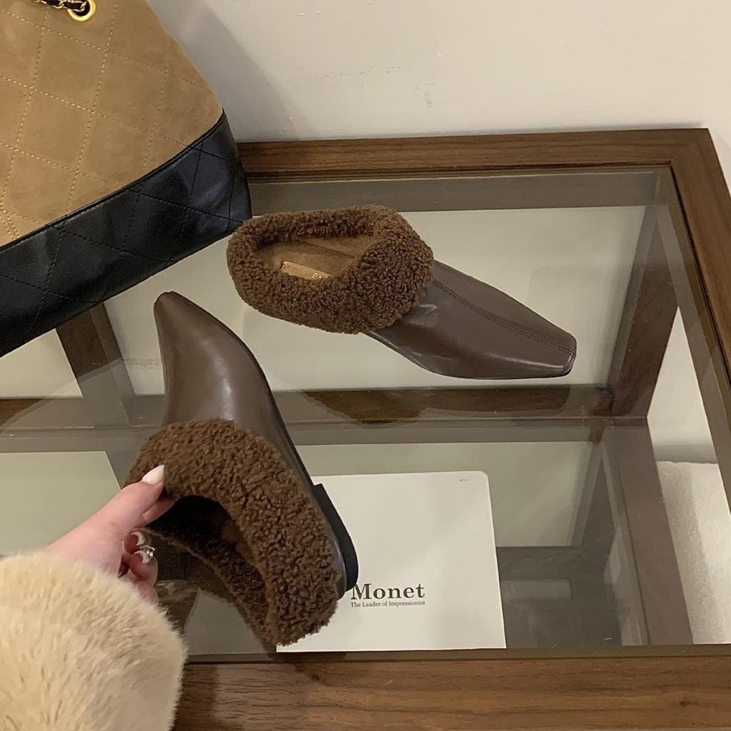 2025 autumn and winter new small square head lamb wool soft bottom lazy outer wear half drag girl