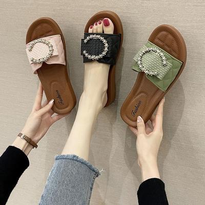 New Slippers for Women Summer Outwear Korean Edition Instagram Soft Beach Soft Sole Cool Slippers for Women