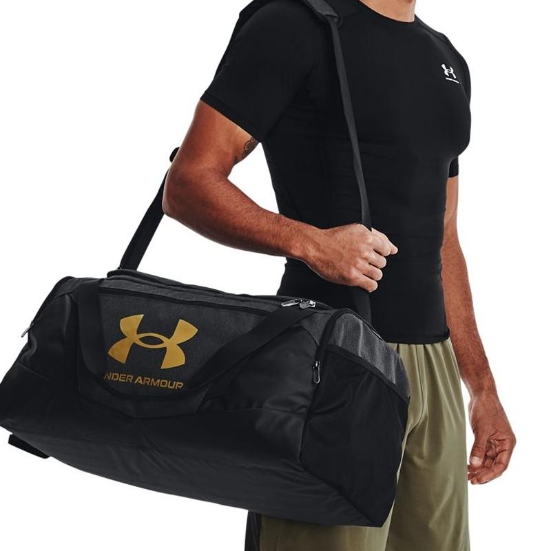 Under Armour Large Capacity Training Sports Polyester Travel Crossbody Gym Bag Unisex bags Black 1369223-002
