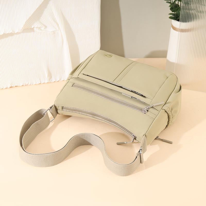 Solid Color Commuter Women's Bag Large Capacity Shoulder Crossbody Bag Multi-compartment Mobile Phone Bag