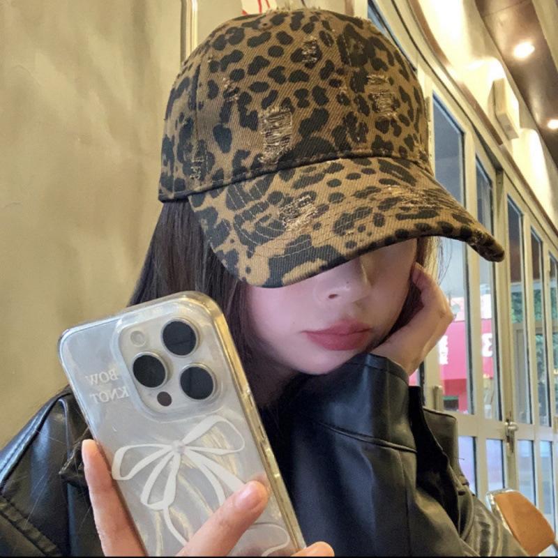 Old ripped casual cap showing face small Korean version Y2K leopard print baseball cap female couple sun hat male