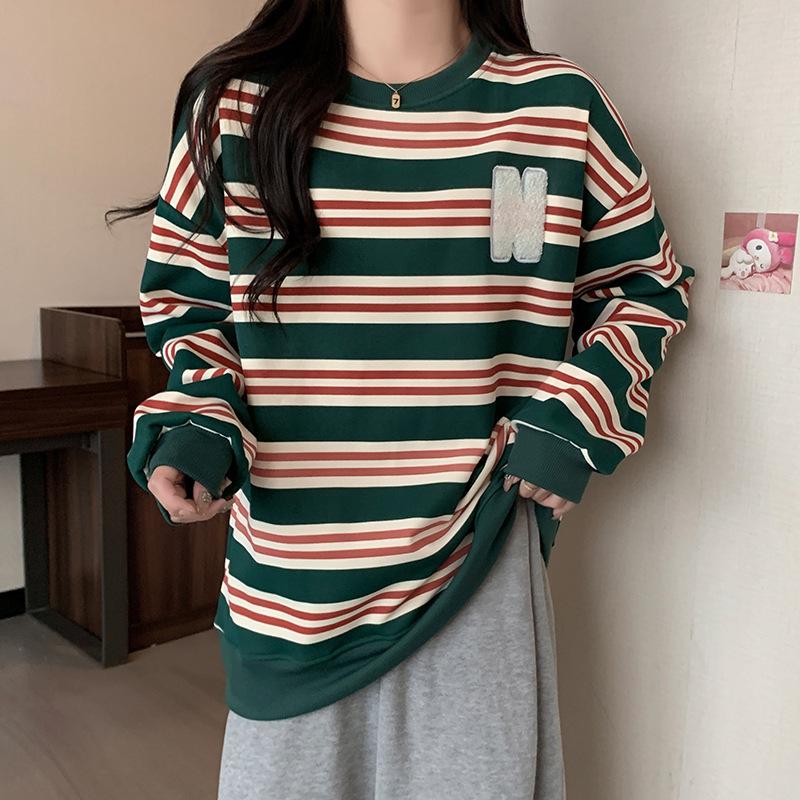 Women's Fleece Lined Color-Block Striped Sweatshirt, Korean Style, Autumn/Winter 2023, Loose Fit, Round Neck with Letter Towel Embroidery