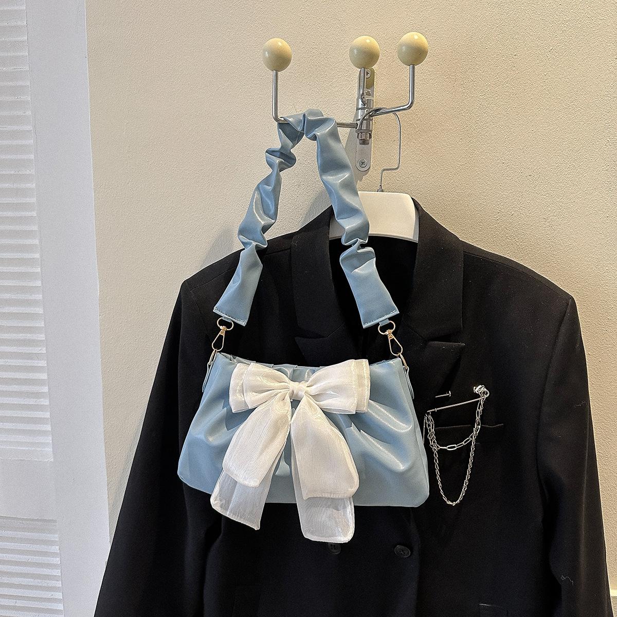 

This Year s Popular Small Bag Women s 2026 New Fashion Casual Chain Cross Body Cute Bow Tie Single Shoulder Underarm Bag 23.5x7x15cm синій