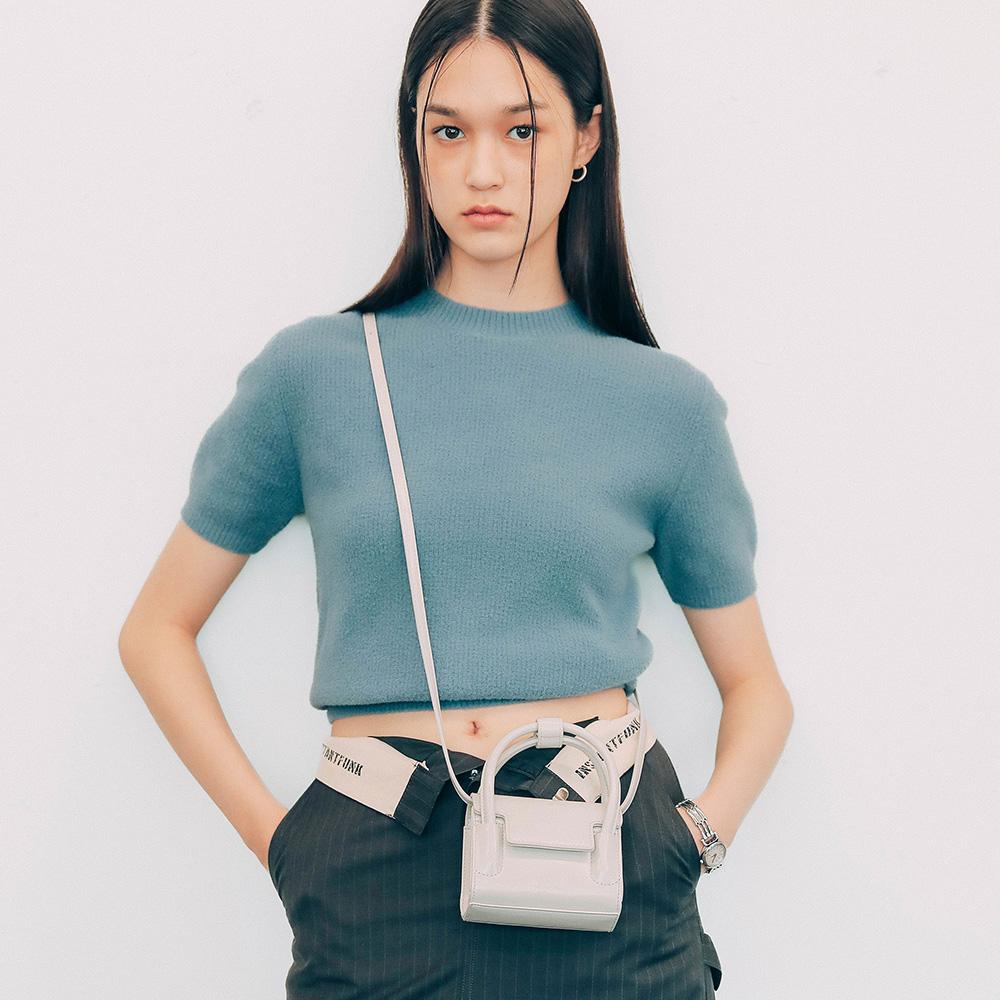 

Сумка FIND KAPOOR Marty Bag 12 из морщинистого льда серого цвета