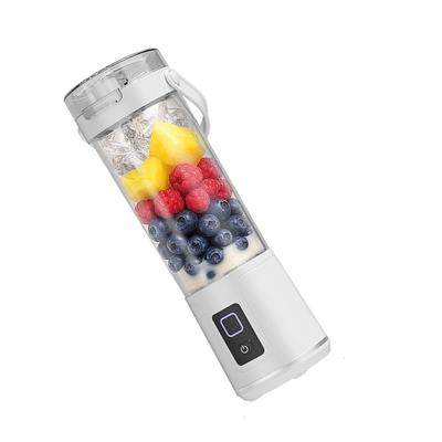 Tragbarer Mixer für Shakes und Saft Wiederaufladbarer Mixer Fruchtsaft Mixer für Reisen/Picknick/Büro/Fitnessstudio/Sport