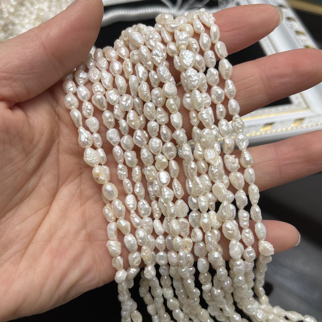 1String, White Natural Freshwater Pearls, Kexu Pearl Beads for Jewelry Making DIY Necklaces, Bracelets Crafts (Beads 4-5mm, Length 36cm)
