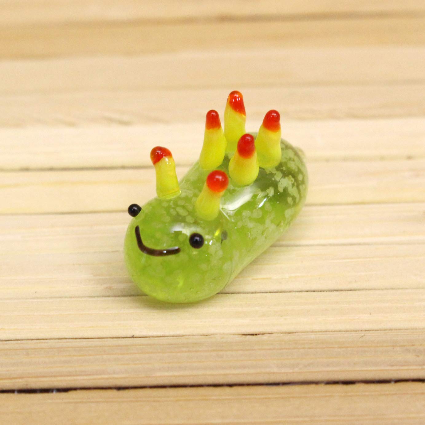 

Fokart Figurine Green 20mm Cute Handmade Glasswork Glowing Sea Slug CKK431 Width