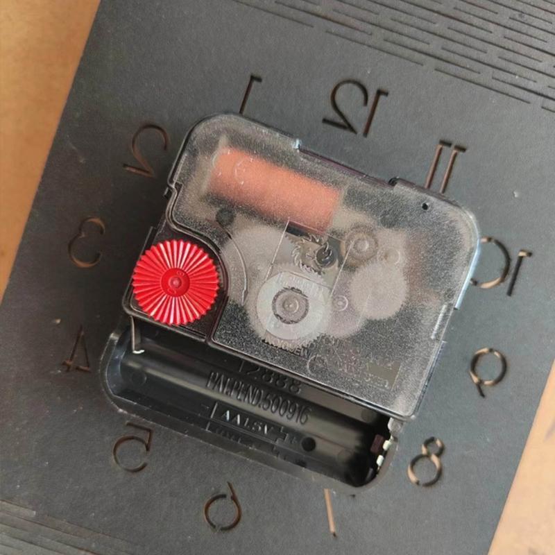 Kleine Schreibtischuhr Batteriebetrieben Analog Tischuhr für Raumdekorationen Elegante Stille Nachttischuhren Geburtstagsgeschenk Unisex