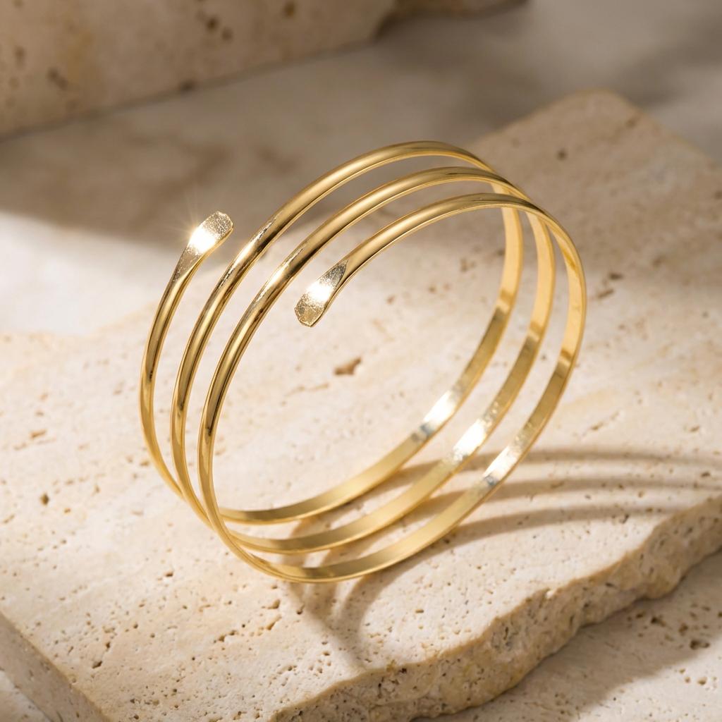 Minimalist Gold Color Spiral Upper Arm Cuff Bracelet for Women Boho Line Geometric Upper Cuff Bracelet Beach Festival Jewelry