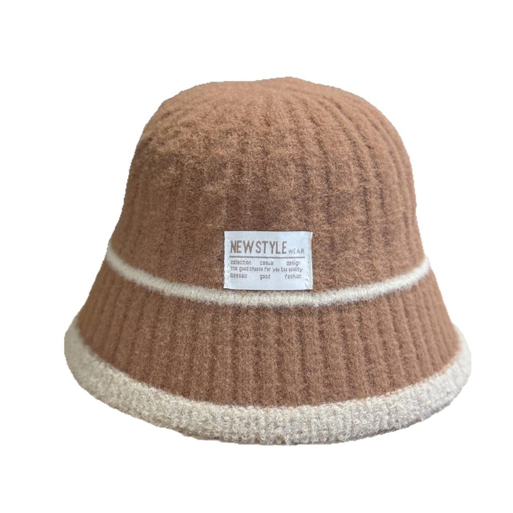 Korean Style Autumn and Winter New Style Iron Label Fisherman's Hat for Women with Elegant Strips and Face Showing Small Knitted Bucket Hat
