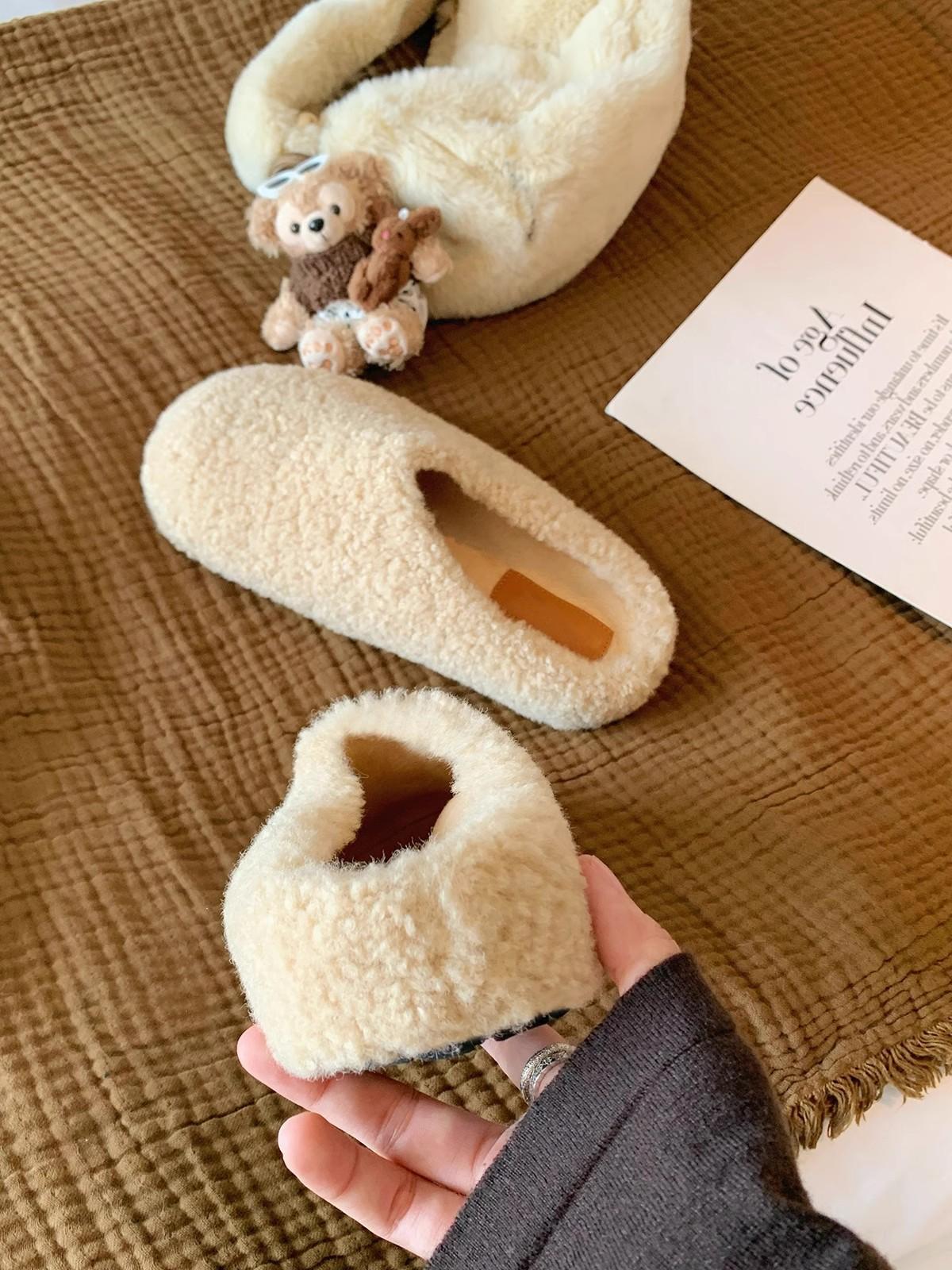 

Grape mother studiolee bag head one pedal thermal cotton shoes plush half slippers women wear autumn and winter 40