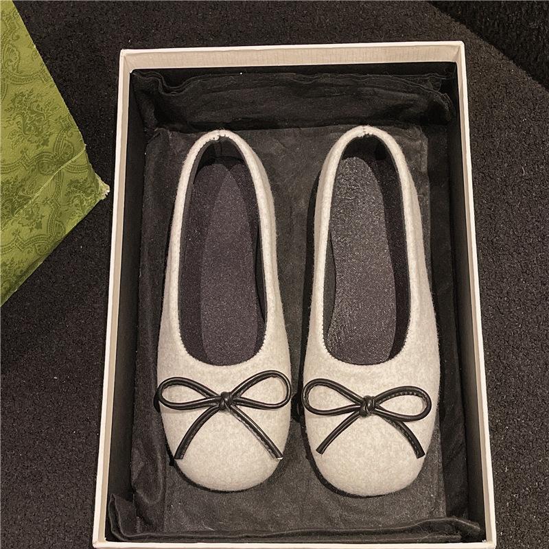 

2025 весна новые туфли Xiaoxiangfeng на плоской подошве женские осенне-зимние туфли Мэри Джейн серые туфли ленивые женские туфли прилив 35