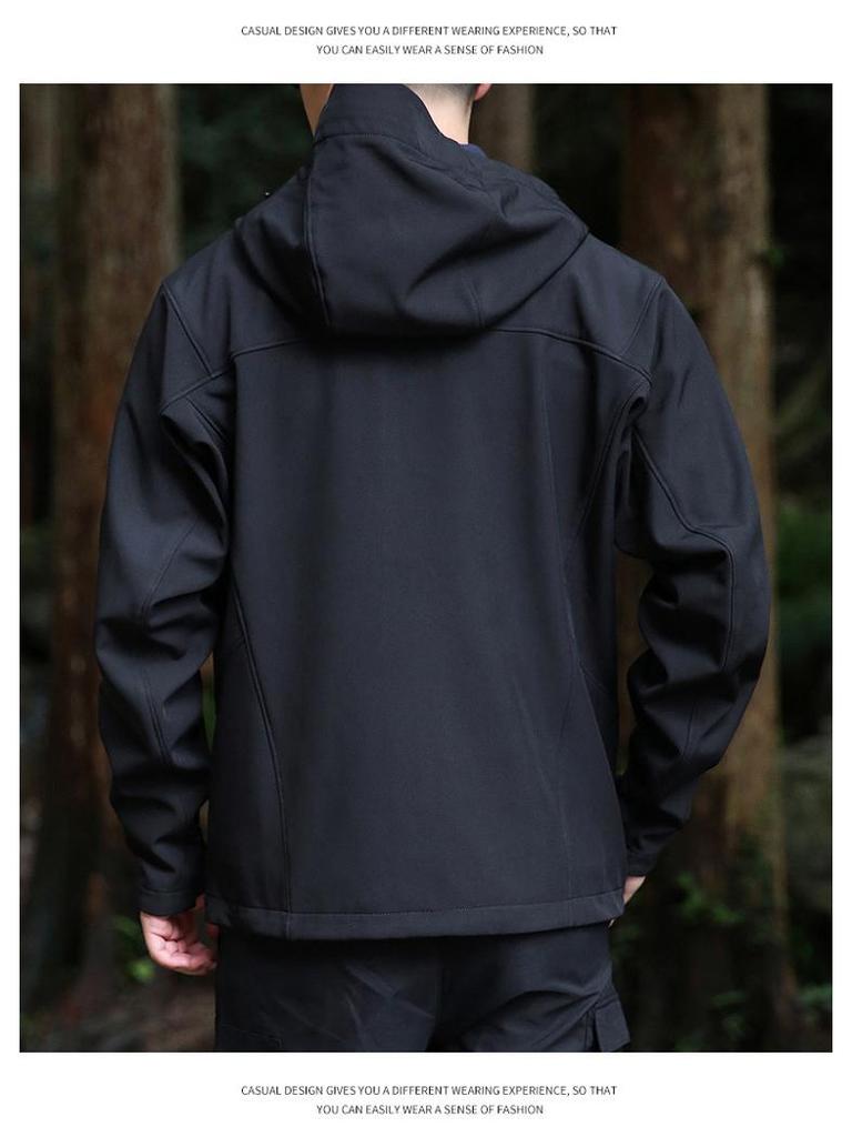 Cross-Season Outdoor Windbreaker: Hooded, Tactical Softshell Jacket for Autumn and Winter
