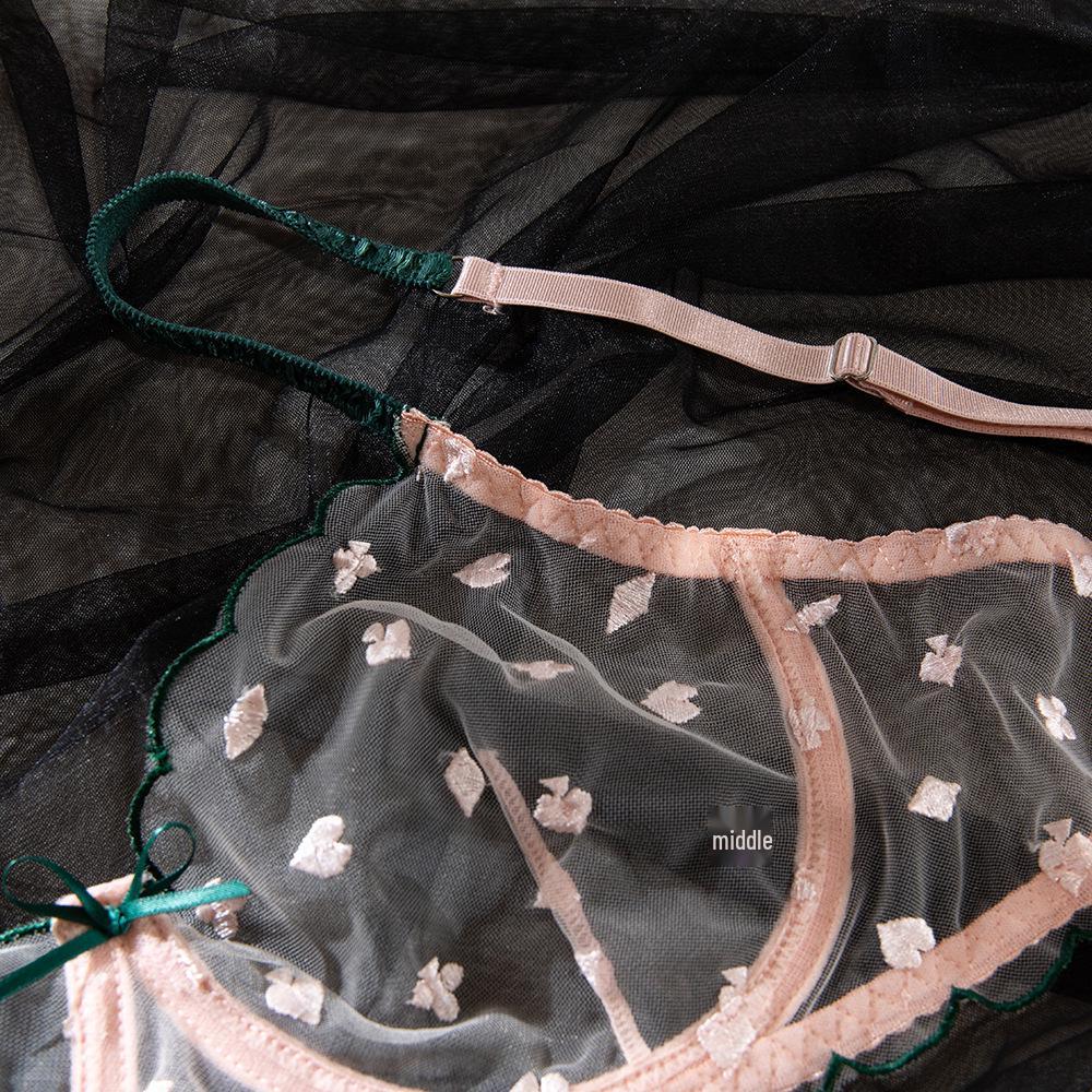 European & American Cross-Border Women's Sexy Bra Set with Card Pattern Embroidery, Transparent Lace, and Underwire Push-Up Design.