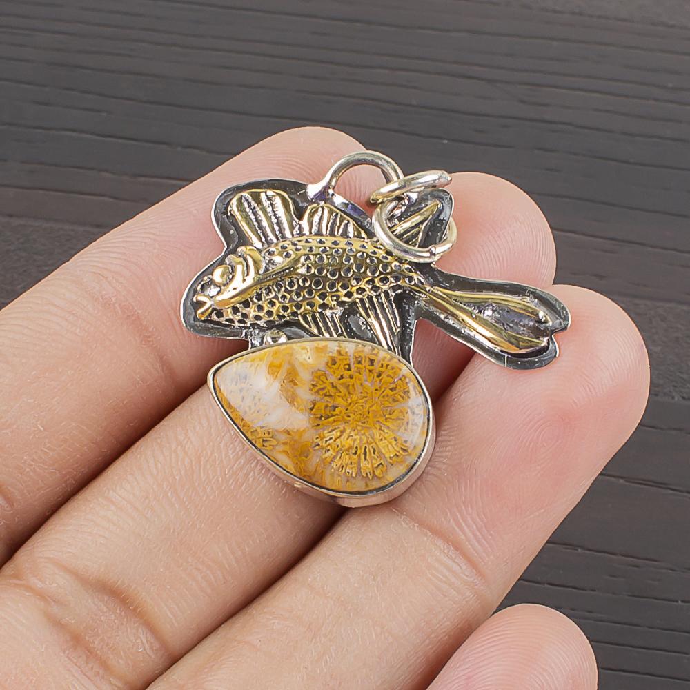 

Natural Golden Fossil Coral Gemstone 925 Sterling Silver Jewelry Pendant 1.12 AJP-2212