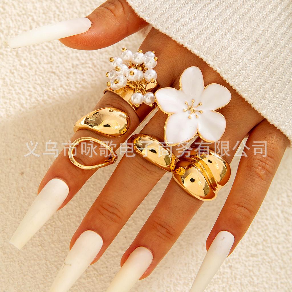 European and American design liquid lava flower opening ring ins baroque imitation pearl set gemstone ring