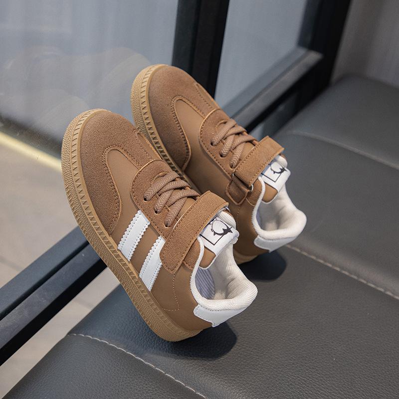 Boys and Girls' Daily Outdoor Casual Shoes with Velcro Design, Convenient and Comfortable for Spring