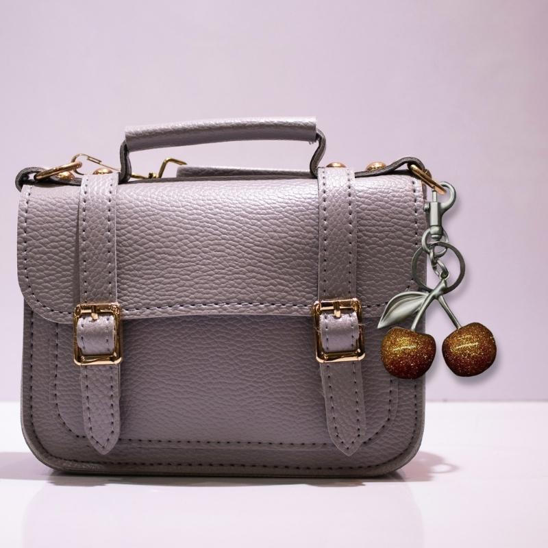 Sparkling 3D Cherry Charm Keychain Accessory Fashionable Fruit Shape Key Rings Portable Bag Decoration for Women