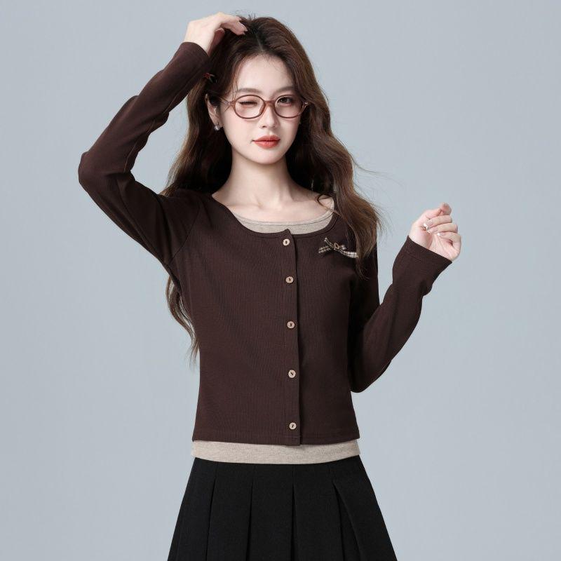 2026 Women s College Retro Coffee Plush Long Sleeve Patchwork T-shirt: Spring/Autumn Color Block Fake Two-Piece Top S (80-95 kg)