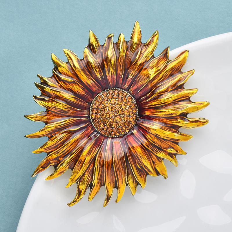 Enamel Brown Sunflower Brooch Pins Melon Seeds Rhinestone Badge for Women Plant Jewelry Accessory
