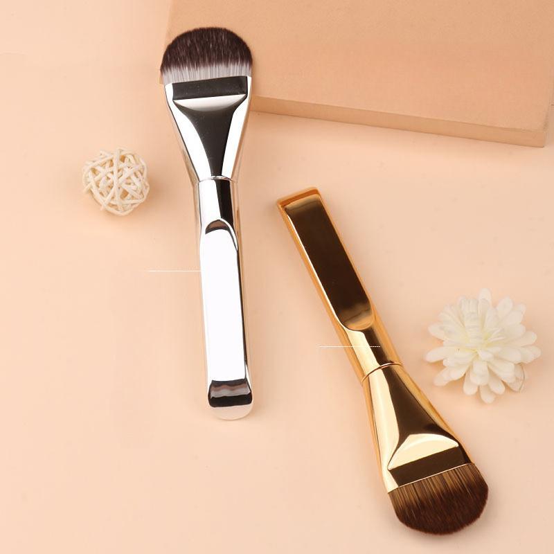 Foundation Brush - Makeup Brush for Liquid Foundation, Streak-Free & No Waste, Professional Face Mask & Cosmetic Blending Tool