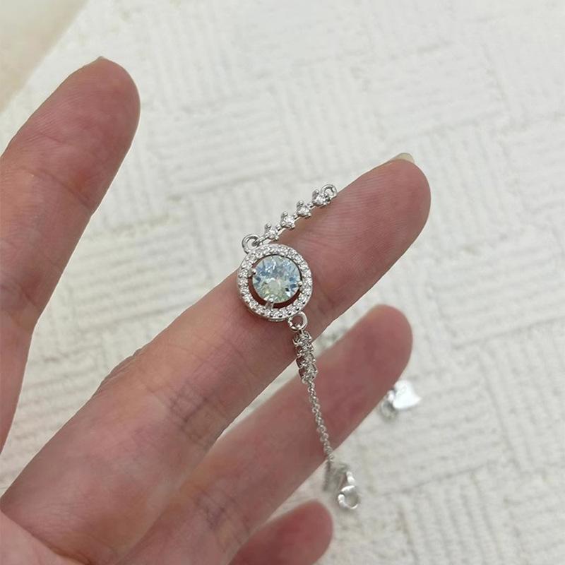 Fashion and Luxurious Chain Female Bangles New In Round Blue Zircon Bracelet for Women Suitable for Daily Fine  Gifts