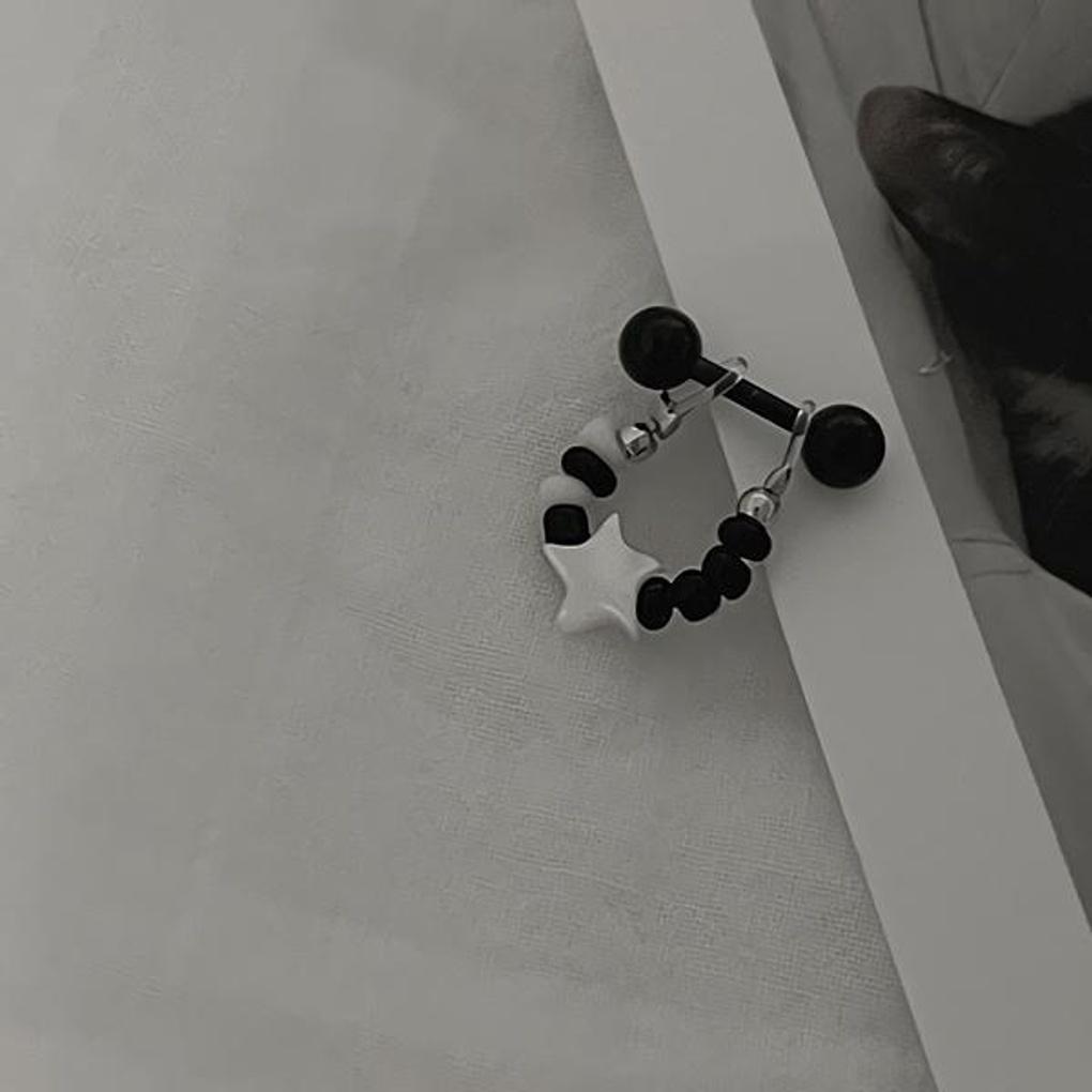 Women's Surgical Steel White Black Bead Two-Way Piercing