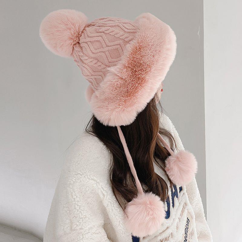 Autumn and Winter New Women's Hairball Plush Thermal Pullover Hat Student Cute Outdoor Cold-proof Fashion Knitted Wool Hat