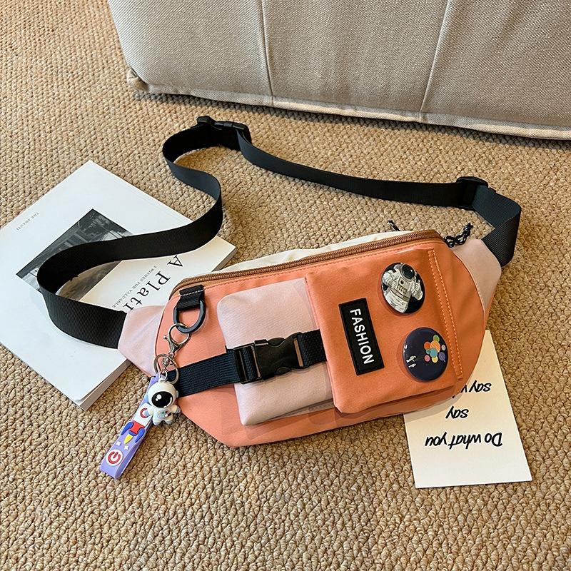 Trendy Brand Couple Breast Bag Men's and Women's New Korean Version Student Messenger Bag Fashion Leisure Sports Storage Bag