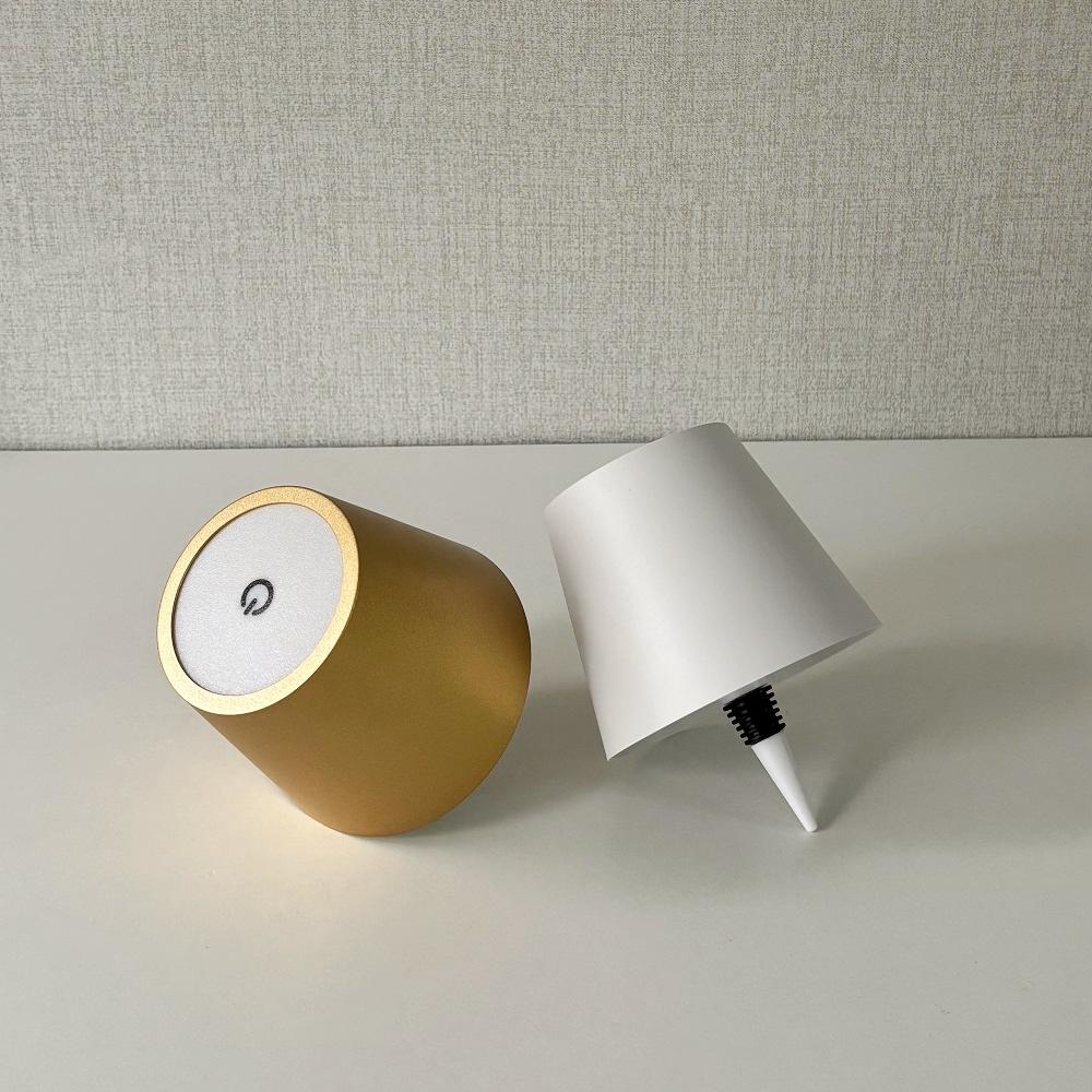 Wireless LED Wine Bottle Light Rechargeable Vases Table Lamp Touch Switch Night Light for Cafe Bar Club el Restaurant Decor