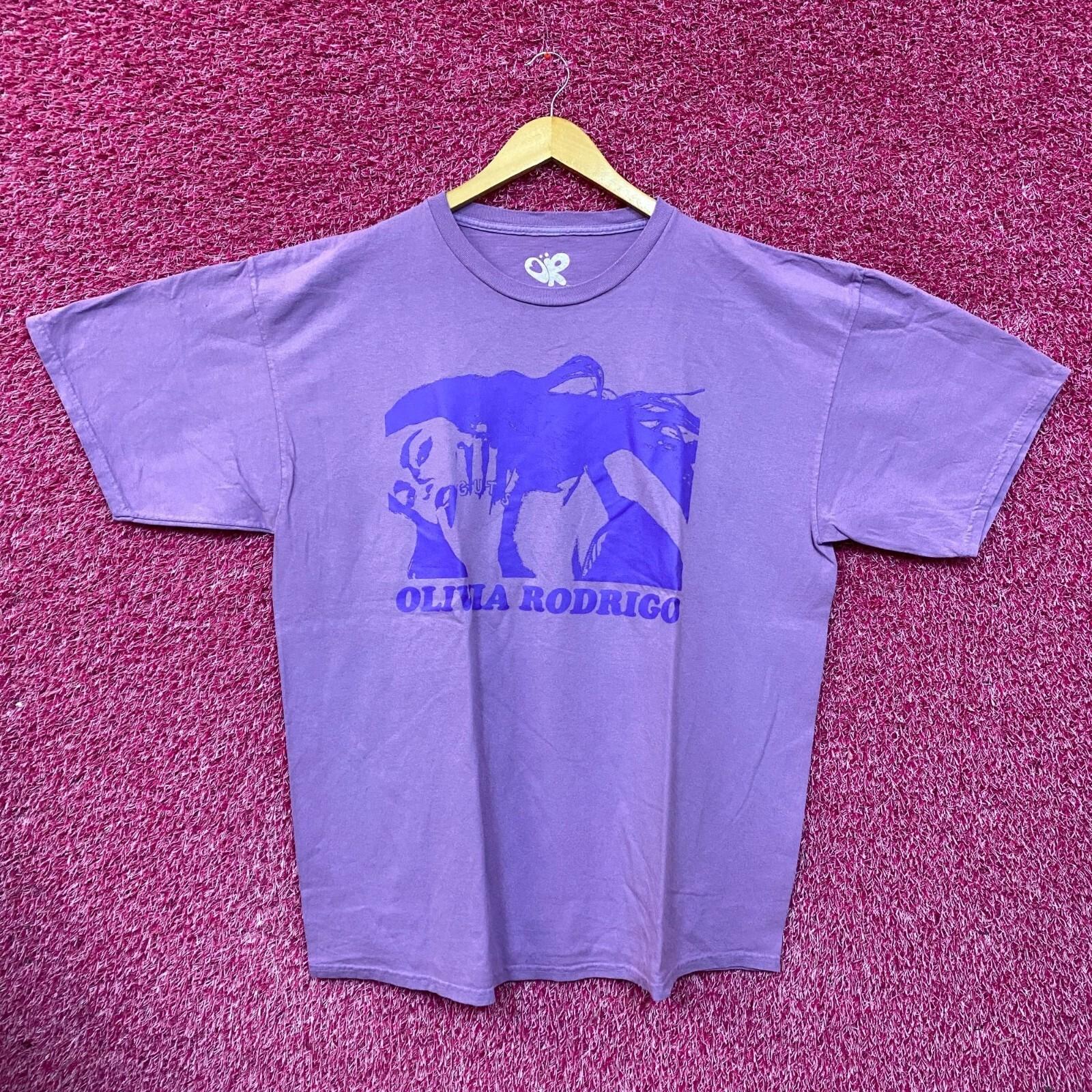 Футболка поп-звезды Оливии Родриго Guts L