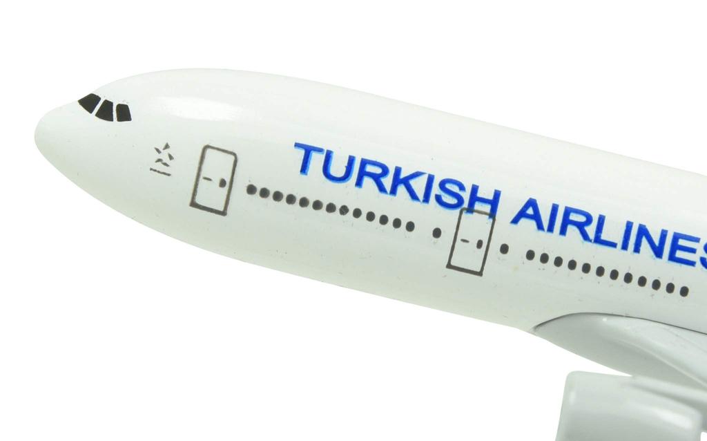 TANG DYNASTY 16cm Turkish Airlines B777 Alloy Airplane Model Toy 1/400