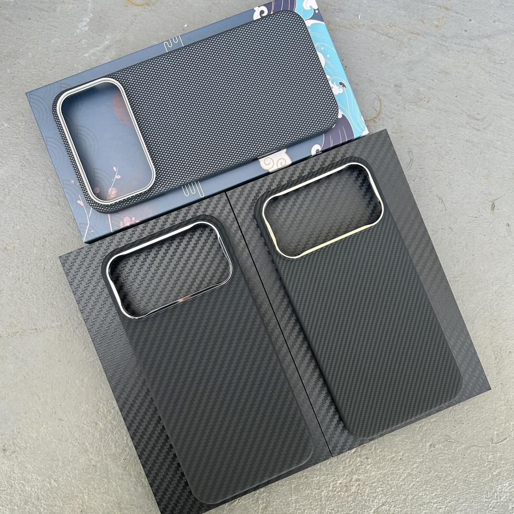 For iPhone 17 Pro / 17Pro Max Ultra Thin and Light Magnetic Real Aramid Kevlar Carbon Fiber Phone Case with Magsafe /Metal Lens