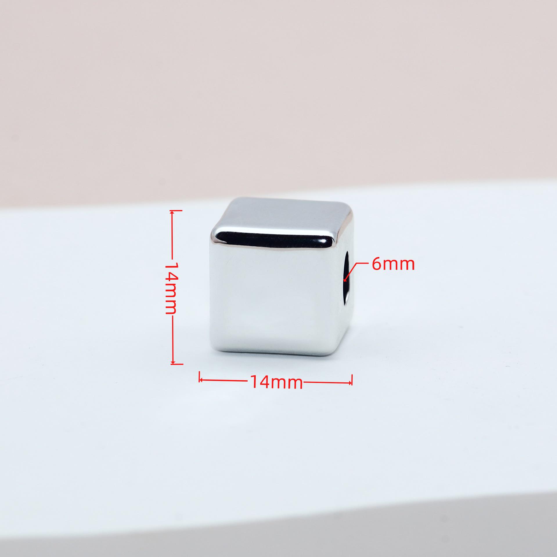 

Срібні Підвіски Місяць і Зірка для Прикрас, Шнурків та Сумок 25mm