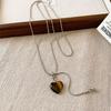 2025 Fashion Brown Color Heart-Shaped Stone Necklaces for Women Men Simplicity Causal Pull-Out Long Necklace Jewelry Accessories